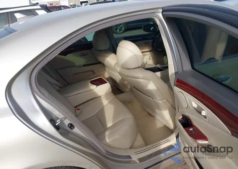 2010 Lexus Ls 460 z USA, uszkodzony, nr VIN JTHBL5EF8A5101039